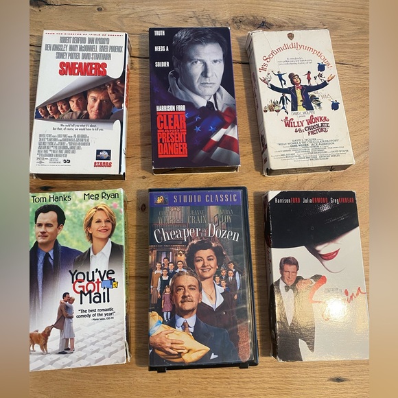Collection of Classic VHS Movies - Picture 1 of 7